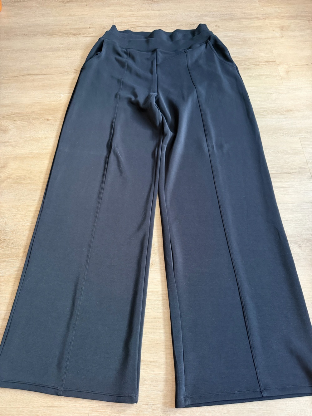 American Tall Soft Motion Wide Leg Ultra High Rise Pant Black Size XL Extra Tall - Picture 3 of 9